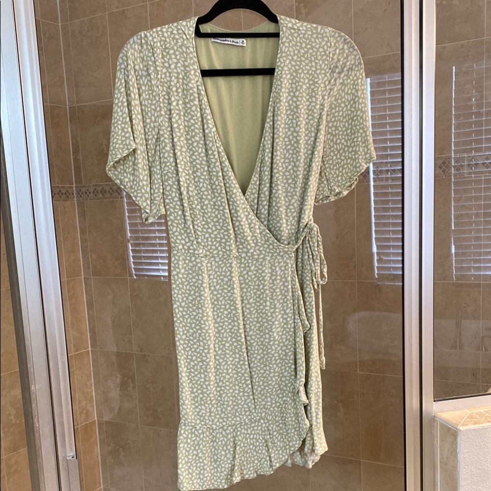 Abercrombie Green Wrap Dress